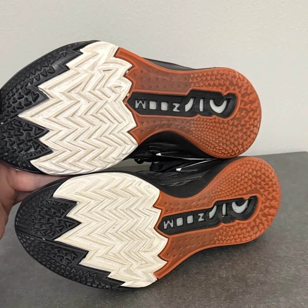 Gently used Nike GT cut version 2 Black and Orange basketball Sneaker Air zoom - Picture 9 of 14